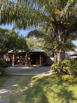 The Grand Villandra Resort Lovina Extérieur Photos