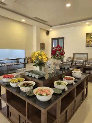 Ally Beach Boutique Hotel Hoian Питание Photos