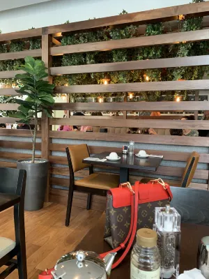 The Spencer Hotel Photos