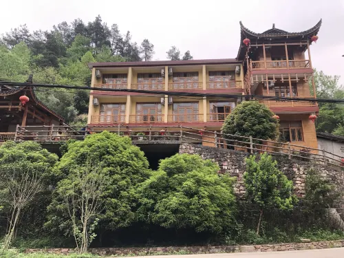 Zhangjiajie Latitude 30 Degree North Farm Stay Photos