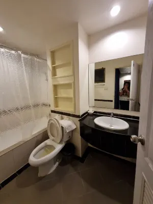 The Victory Residences Bangkok Zimmer Photos