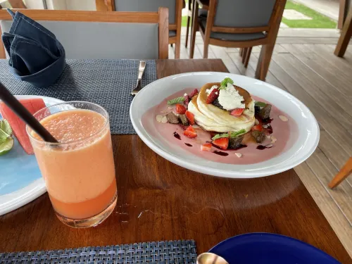 The Tamarind Resort - Nusa Lembongan Dining Photos