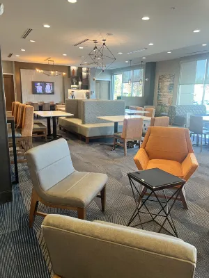 La Quinta Inn & Suites by Wyndham Marysville Photos