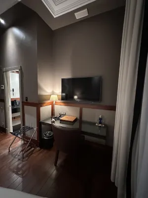 Hotel 1898 Kamar Photos