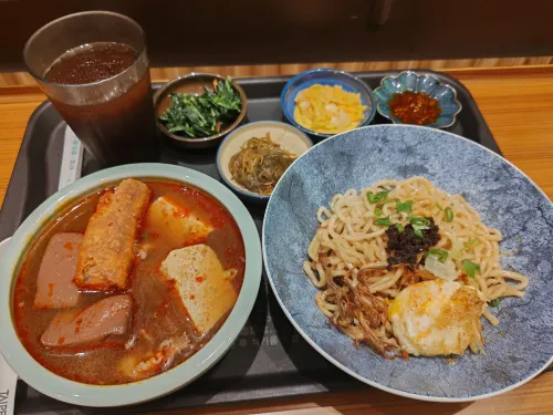 Delight Hotel Dining Photos