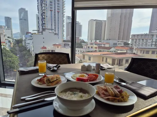 Melia Vinpearl Nha Trang Empire Питание Photos