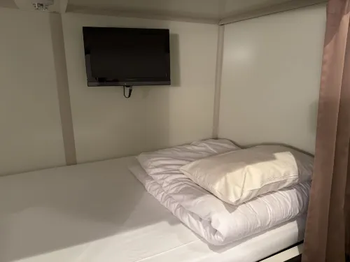 Capsule Hotel Cube Hiroshima Chambres Photos