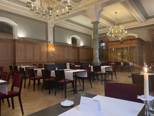 Hotel Pilatus-Kulm Mahlzeiten Photos