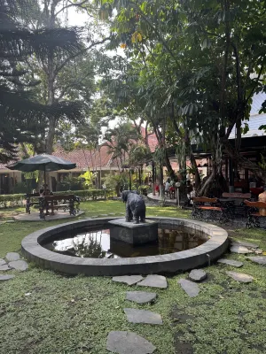 Hotel Dana Solo Dekat Hotel Photos