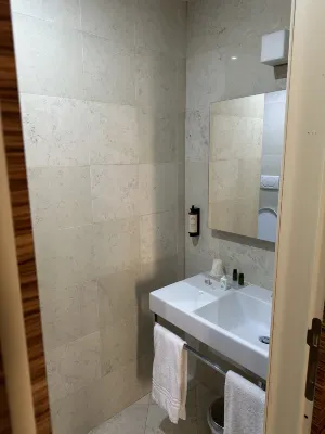 Hotel Saint John Camere Photos