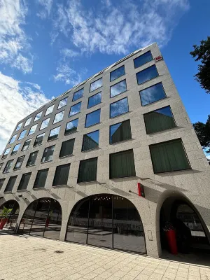 Radisson Red Helsinki Extérieur Photos