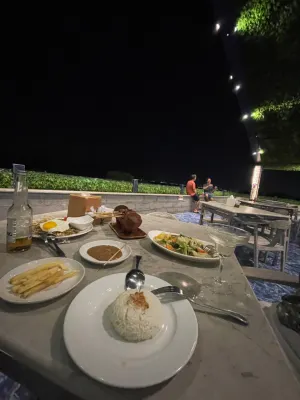 술리스 비치 호텔 & 스파 식사 Photos