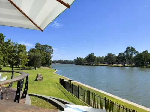 Quality Hotel Mildura Grand Near Hotel Photos