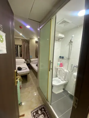 Hong Kong New Style Guest House Rooms Photos