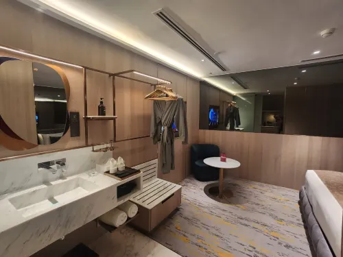 WOLO Kuala Lumpur Kamar Photos