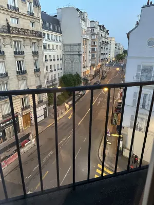 Le Bon Hôtel À proximité de l'hôtel Photos