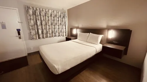 Motel 6 Issaquah, WA - Seattle - East Zimmer Photos