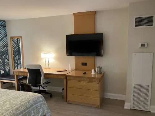 Best Western Premier Toronto Airport Carlingview Hotel Kamar Photos