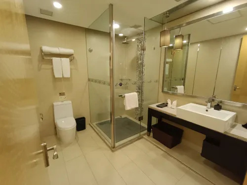 The Bauhinia Hotel Shenzhen (Luohu Port Grand Theatre Metro Station) Chambres Photos