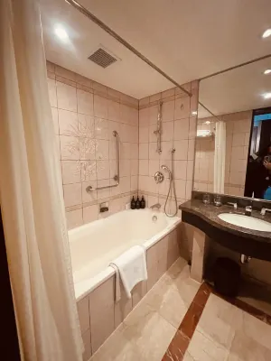 Lotte Hotel Busan Kamar Photos