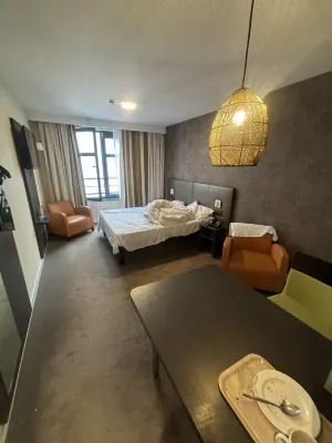 Ibis Styles Brussels Centre Stephanie Rooms Photos