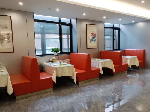 Capital Airport International Hotel Restauration Photos