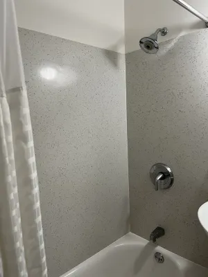 The Bartlett Hotel and Guesthouse Rooms Photos