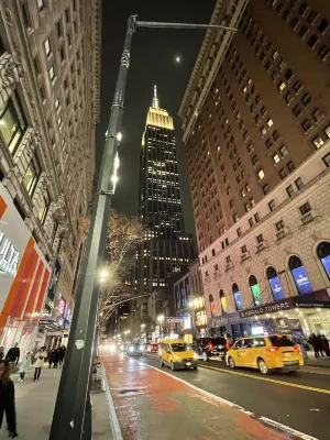 Fairfield Inn & Suites New York Manhattan/Fifth Avenue À proximité de l'hôtel Photos