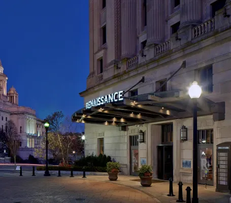 Renaissance Providence Downtown Hotel Exterior Photos