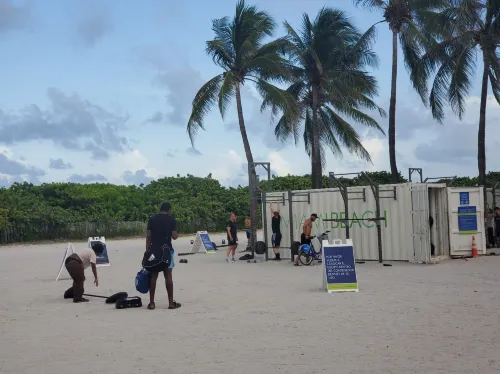 Clinton Hotel South Beach Рядом с отелем Photos