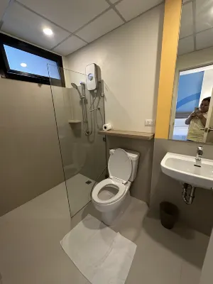 Hop Inn Rangsit Kamar Photos