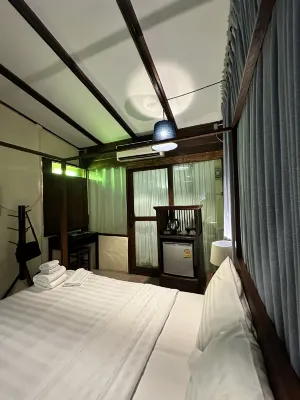 Rompo Boutique Rooms Photos