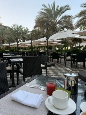 Waldorf Astoria Dubai Palm Jumeirah Restauration Photos