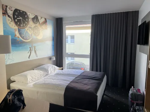 B&B Hotel Villingen-Schwenningen Zimmer Photos