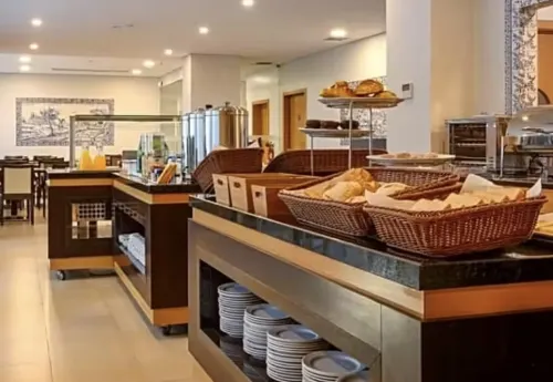 TRYP by Wyndham Porto Centro Hotel Restauration Photos