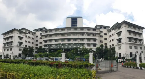 The Manila Hotel Exterior Photos