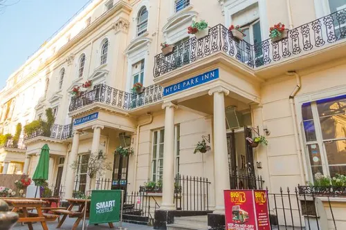 Smart Hyde Park Inn Hostel Photos