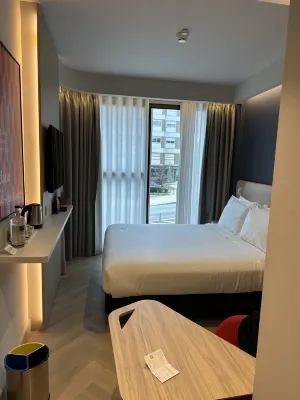 Holiday Inn Express Porto – Boavista Camere Photos