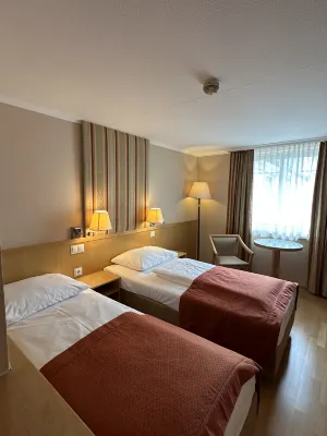 Austria Trend Hotel Ananas Rooms Photos