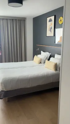 Best Western Plus Suitcase Paris la Defense Rooms Photos