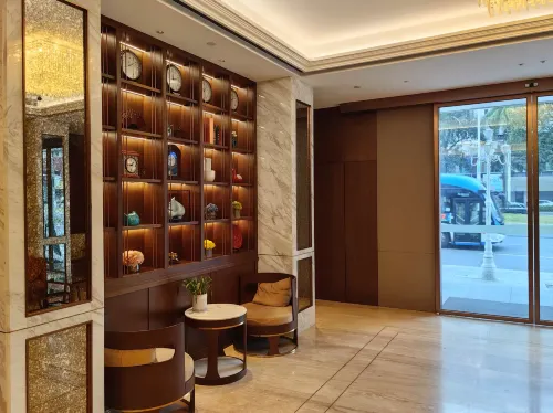 Meiqiu Holiday Hotel (Zhuhai Gongbei Port Branch) Public Areas Photos