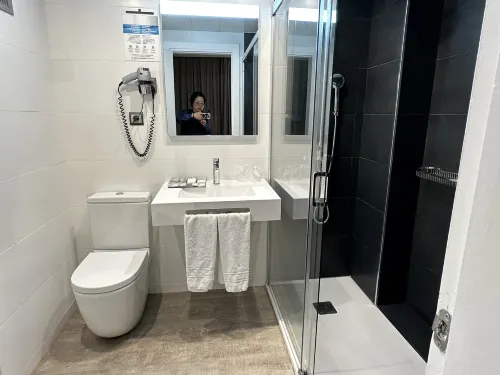 Aparthotel Atenea Barcelona Chambres Photos