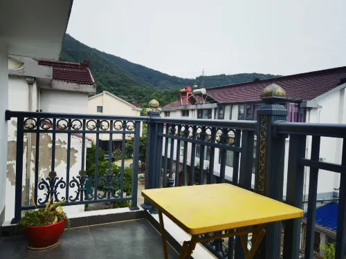 Sunshine Inn Photos