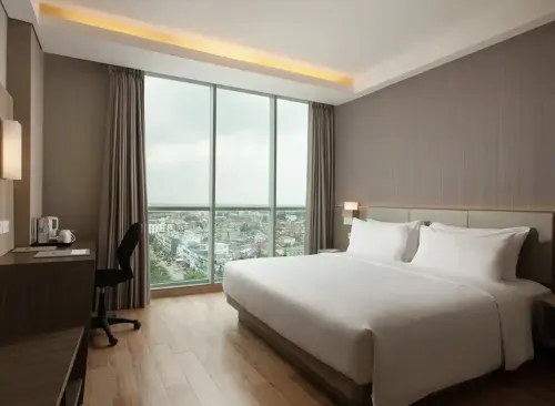 Harper Palembang Kamar Photos