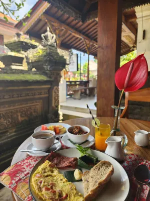 Honeymoon Guesthouse Makanan Photos