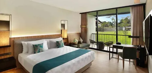Royal Tulip Golf Resort Gunung Geulis Zimmer Photos