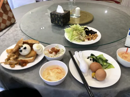 Golden Inns (Beijing South Railway Station) Dining Photos