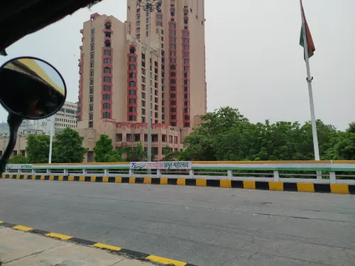 The Lalit New Delhi À proximité de l'hôtel Photos