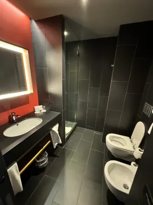 Glam Milano Rooms Photos