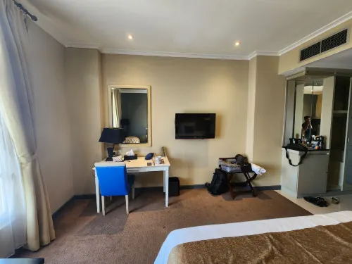 Hotel Dafam Semarang Zimmer Photos